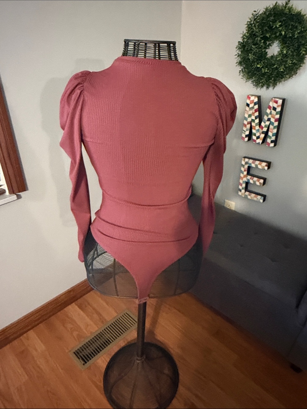 New In - Picture 3 of 3